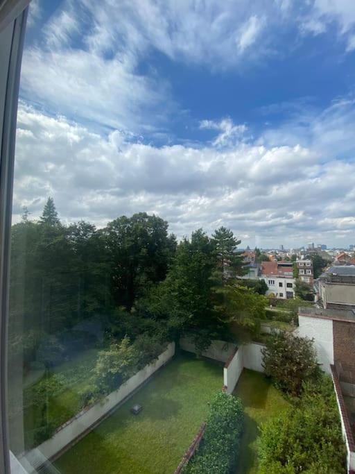 1 Chambre Avec Parking Au Coeur De Bruxelles 2D Exteriör bild
